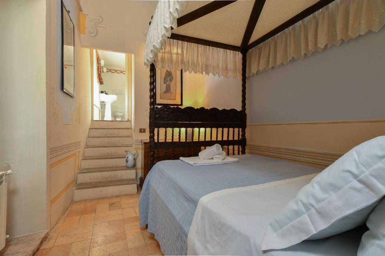 Castello Costaguti Hotel Roccalvecce Ngoại thất bức ảnh