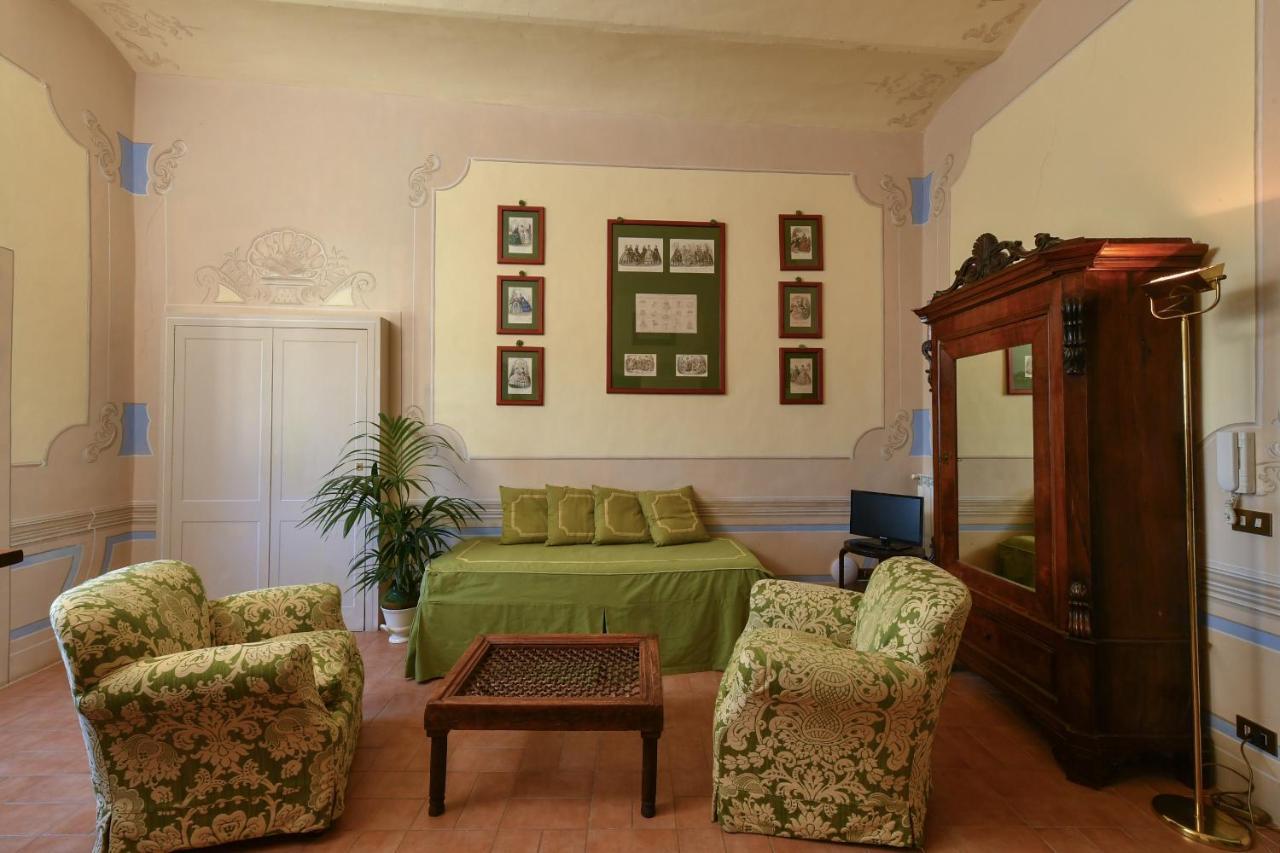 Castello Costaguti Hotel Roccalvecce Ngoại thất bức ảnh