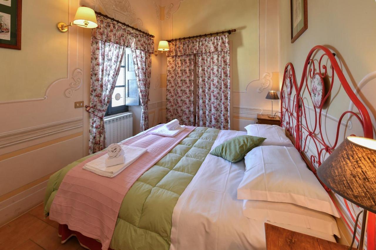 Castello Costaguti Hotel Roccalvecce Ngoại thất bức ảnh