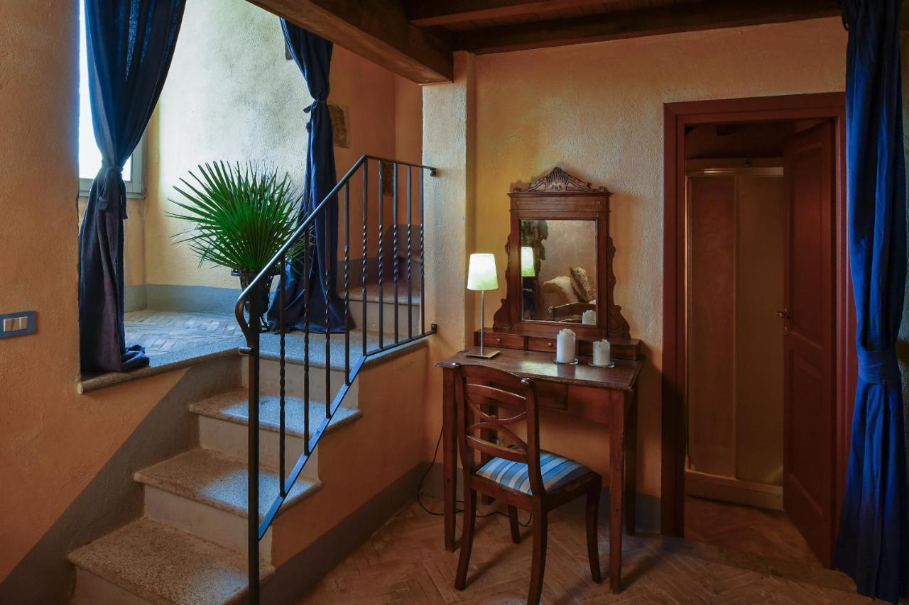 Castello Costaguti Hotel Roccalvecce Ngoại thất bức ảnh