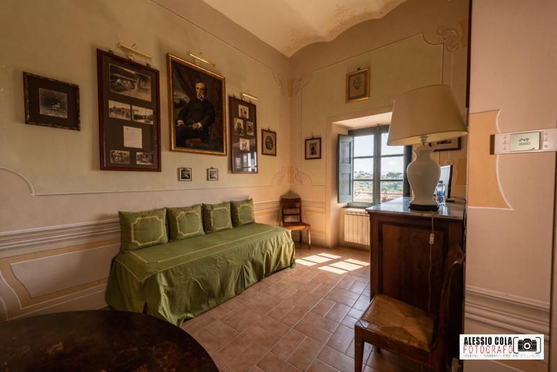Castello Costaguti Hotel Roccalvecce Ngoại thất bức ảnh