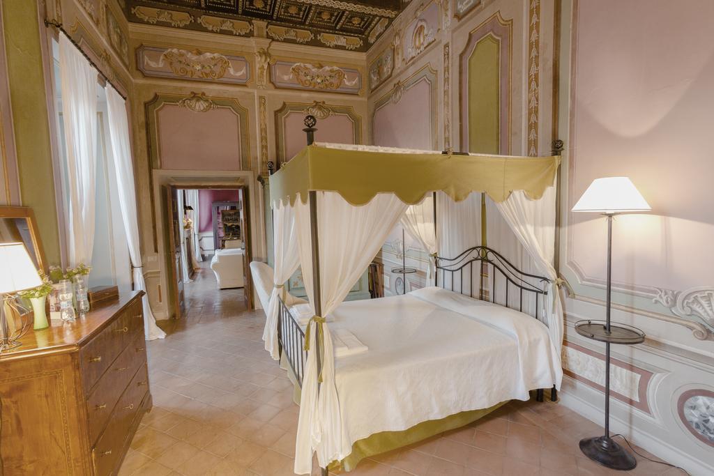 Castello Costaguti Hotel Roccalvecce Phòng bức ảnh